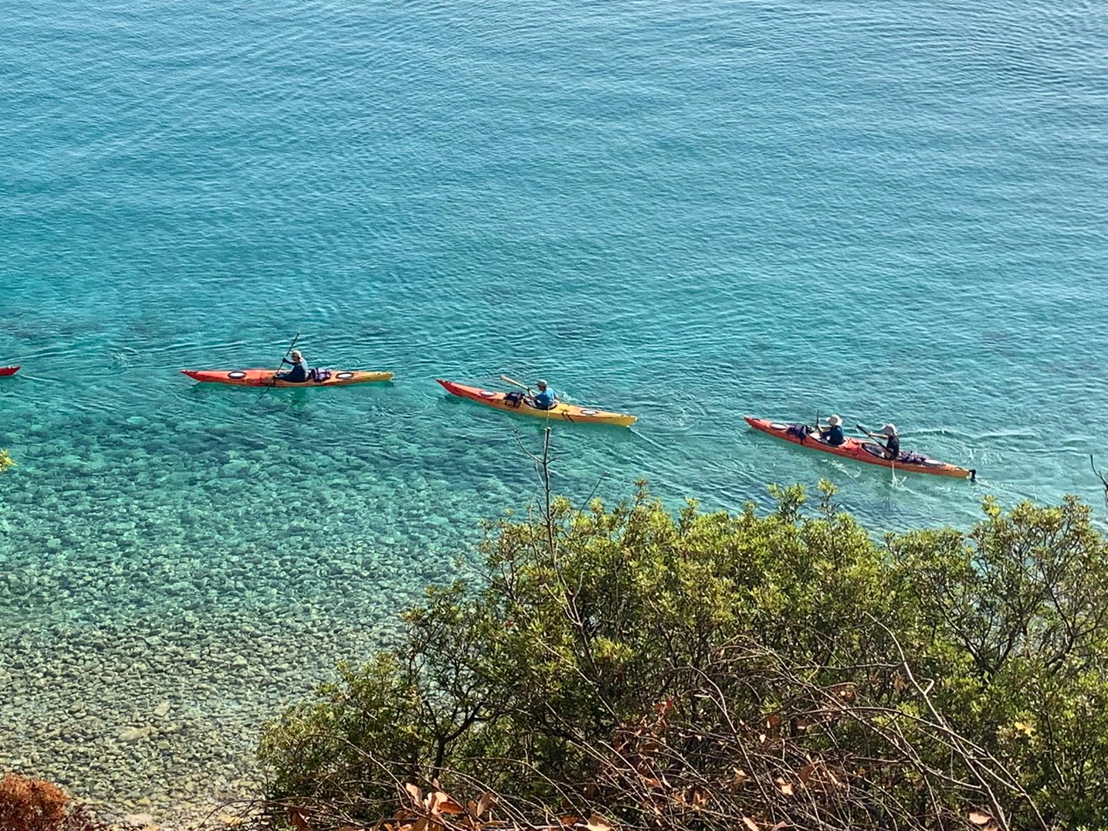 randonnée kayak de mer sur Ithaque
plage de Gidaki en direction de la baie de Vathy la capitale d'Ithaque