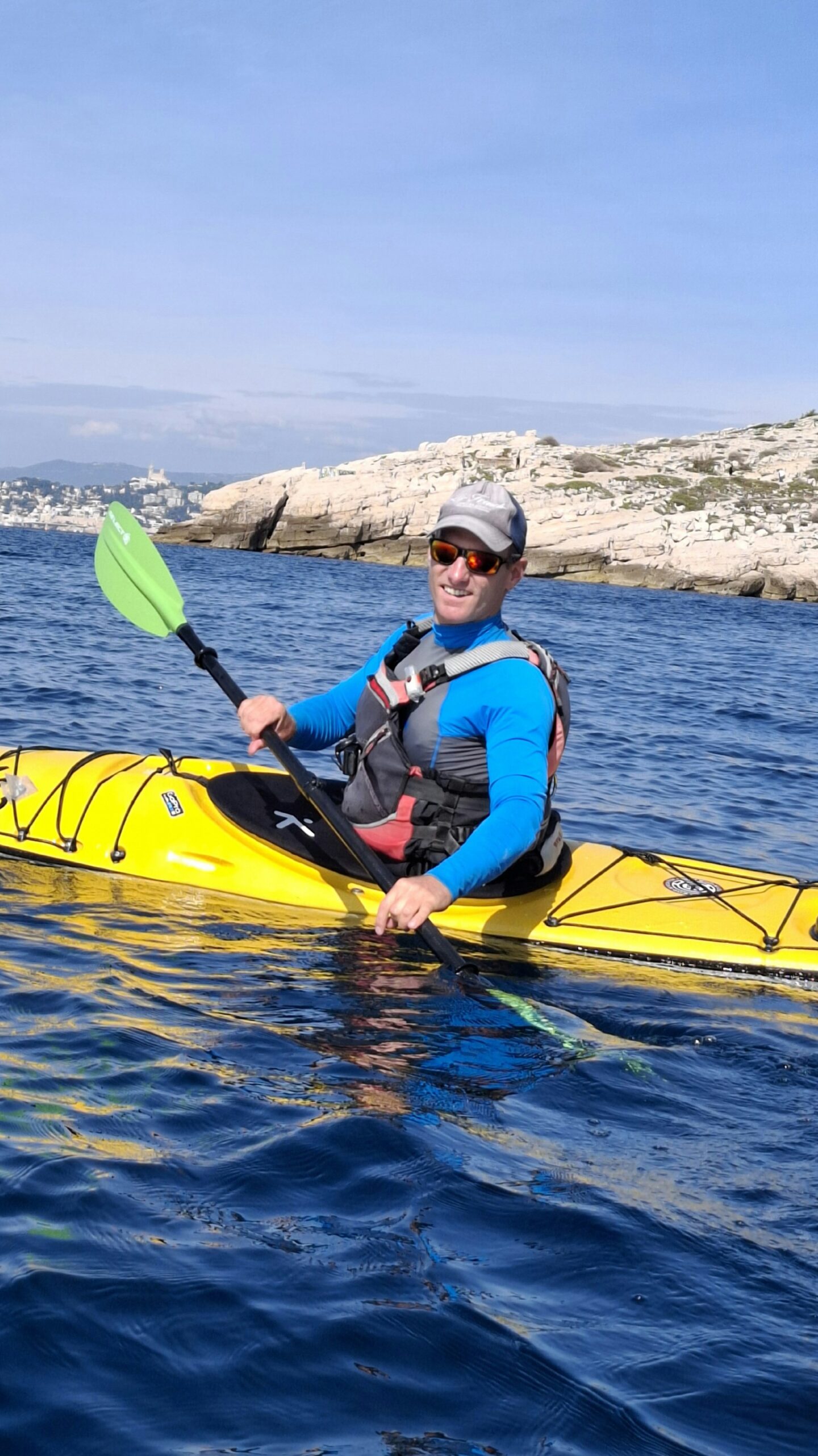 Cassis kayak Marseille calanques aventure excursions guide En-Vau Port-Miou Port-Pin presqu'île paddle La Ciotat parc national activité nautique outdoor vacances holidays discover sea kayaking beautiful national park sun fun soleil provence bouches du rhônes
